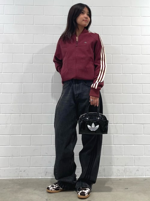 adidasジャージ　プレミアムトラックトップ adidas（アディダス）の「プレミアム トラックトップ / ジャージ