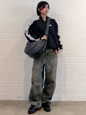 「アイテム（ジャージ、ブラック系）」を使った、MNさん（レディース・161cm）の秋コーディネート