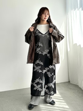「アイテム（カバーオール）」を使った、MISAさん（レディース・163cm）の秋コーディネート
