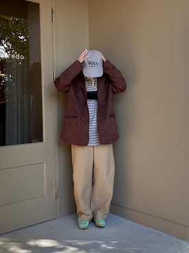 「Clarks（クラークス）のCLARKS/クラークス　Wallabee  ワラビー　レディース  SUEDE（モカシン/デッキシューズ、グリーン系）」を使った、🐏さん（レディース・157cm）の春コーディネート