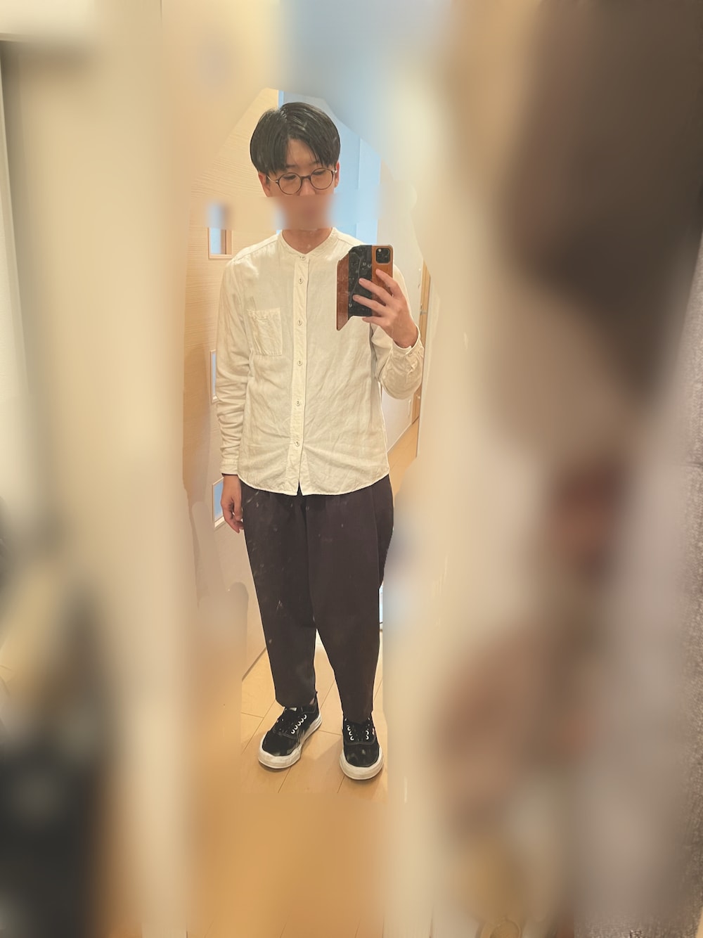 「KAZUYUKI KUMAGAI ATTACHMENTのアイテム（スラックス、グレー系）」を使った、pyosさん（メンズ・171cm）の春コーディネートの1枚目の写真