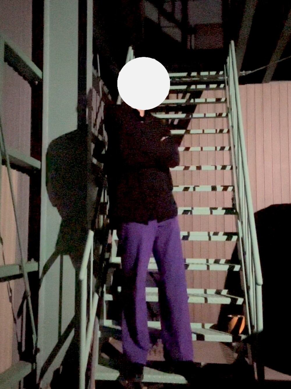 「お洒落さんとつながりたい、秋コーデ、スラックス、シャツスタイル、シンプル、いいね、save、フォローお願いします🤑、ドクターマーチン、プチプラコーデ、ZARA、韓国ファッション、秋冬コーデ、パープル、秋、秋のコーデ、黒」｜「ZARAのアイテム（スラックス、パープル系）」を使った、Sさん（メンズ・180cm）の秋コーディネートの1枚目の写真