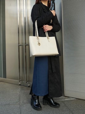 「TOFF&LOADSTONE（トフアンドロードストーン）のアイテム（トートバッグ）」を使った、ayakaさん（レディース・156cm）の春コーディネート