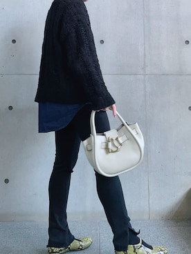 「TOFF&LOADSTONE（トフアンドロードストーン）のアイテム（ハンドバッグ）」を使った、ayakaさん（レディース・156cm）の冬コーディネート