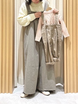 「ケーブルニット」｜「アイテム（オールインワン・サロペット）」を使った、あさいまりこさん（レディース・151cm）の冬コーディネート
