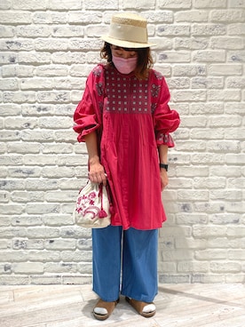 「刺繍」｜「アイテム（チュニック）」を使った、あさいまりこさん（レディース・151cm）の春コーディネート