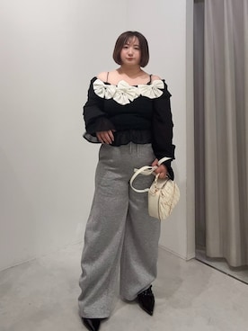 「one after another NICE CLAUP(ワンアフターアナザーナイスクラップ)の【セットアップ可能】ウエストレースカットパンツ(スウェットパンツ、グレー系)」を使った、oshiiiige17さん(レディース・142cm)の春コーディネート