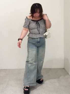 「one after another NICE CLAUP(ワンアフターアナザーナイスクラップ)の【3サイズ展開/低身長サイズあり】ウエスト調整/ビジュー付きストレッチデニムパンツ(デニムパンツ、ブルー系)」を使った、oshiiiige17さん(レディース・142cm)の夏コーディネート