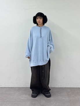 「CIAOPANIC TYPY（チャオパニックティピー）の【UNISEX】ベルト付きオーバーダイ加工ワイドデニムパンツ（デニムパンツ、ブラウン系）」を使った、たけさきさん（レディース・160cm）の秋コーディネート