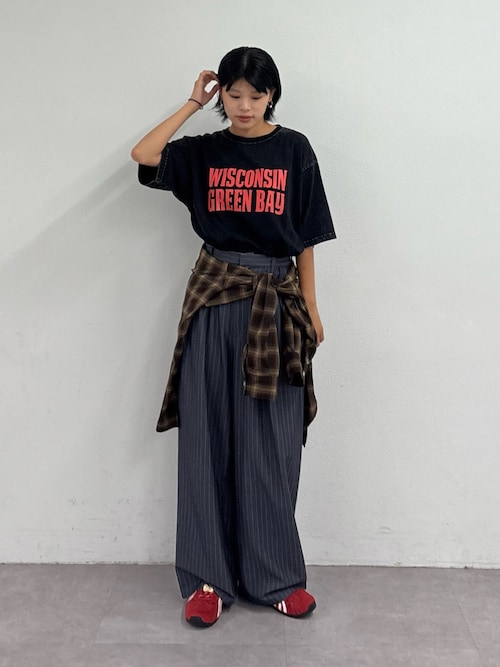 【UNISEX】アシッドウォッシュ加工ロゴTEE