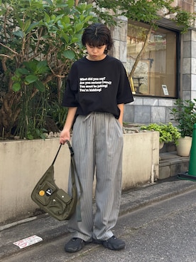「CIAOPANIC TYPY（チャオパニックティピー）の【UNISEX】【プラスサイズあり】ポコポコメッセージロゴTEE（Tシャツ/カットソー、ブラック系）」を使った、たけさきさん（レディース・160cm）の春コーディネート