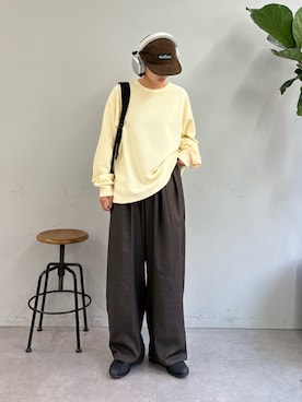 「CIAOPANIC TYPY（チャオパニックティピー）の【UNISEX】タックボリュームワイドスラックスパンツ/サイドラインスラックス（スラックス、グレー系）」を使った、たけさきさん（レディース・160cm）の夏コーディネート