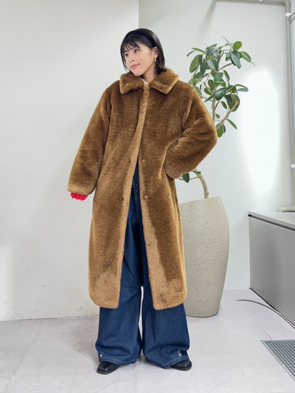 willow】ベアボアロングコートを使った人気ファッションコーディネート 