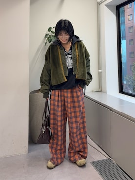 「アイテム（ミリタリージャケット）」を使った、たけさきさん（レディース・160cm）の秋コーディネート