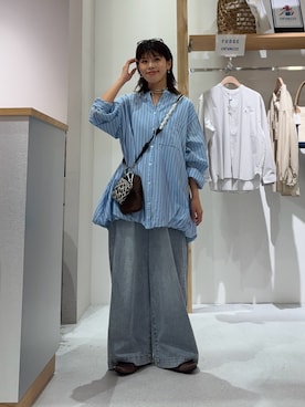 「CIAOPANIC TYPY（チャオパニックティピー）のアソート柄裾バルーンチュニックブラウス（シャツ/ブラウス、ブルー系）」を使った、たけさきさん（レディース・160cm）の春コーディネート