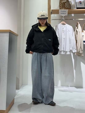 「Franklin Climbing（フランクリンクライミング）の【Franklin Climbing】ユニセックスマウンテンジップパーカー（マウンテンパーカー、ブラック系）」を使った、たけさきさん（レディース・160cm）の春コーディネート