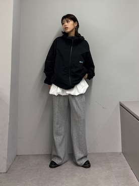 「Franklin Climbing（フランクリンクライミング）の【Franklin Climbing】ユニセックスマウンテンジップパーカー（マウンテンパーカー、ブラック系）」を使った、たけさきさん（レディース・160cm）の春コーディネート