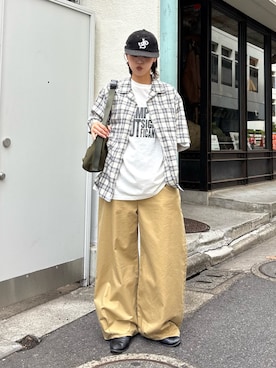 「CIAOPANIC TYPY（チャオパニックティピー）の【UNISEX】【プラスサイズあり】スラブ天竺ピグメントロゴTEE（Tシャツ/カットソー、ホワイト系）」を使った、たけさきさん（レディース・160cm）の春コーディネート