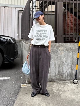 「CIAOPANIC TYPY（チャオパニックティピー）の【UNISEX】アソート柄アップリケTEE（Tシャツ/カットソー、ホワイト系）」を使った、たけさきさん（レディース・160cm）の春コーディネート