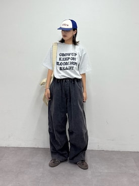 「etsinta（エシンタ）のアイテム」を使った、たけさきさん（レディース・160cm）の春コーディネート