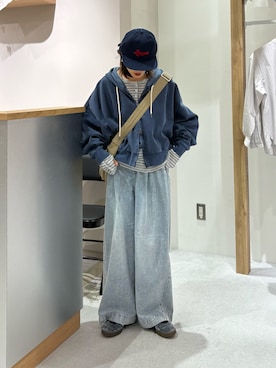 「CIAOPANIC TYPY（チャオパニックティピー）の【ゆるっと抜け感大人フーディー】ピグメントダンボールパーカー（パーカー、ブルー系）」を使った、たけさきさん（レディース・160cm）の春コーディネート