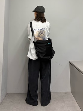 「Franklin Climbing（フランクリンクライミング）の【Franklin Climbing】ヴィンテージグラフィックTEE（Tシャツ/カットソー、グレー系）」を使った、たけさきさん（レディース・160cm）の春コーディネート