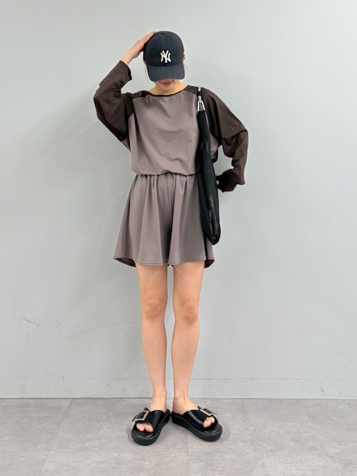 WEB限定】バックリボンラグランスリーブラッシュガード