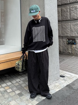 「スラックスパンツ」｜「アイテム（スウェット）」を使った、たけさきさん（レディース・159cm）の秋コーディネート