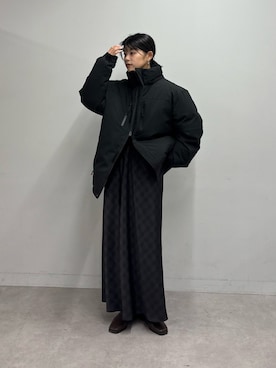 「スカートコーデ」｜「アイテム（ダウンジャケット/コート）」を使った、たけさきさん（レディース・160cm）の冬コーディネート