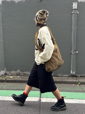 「アイテム（ハット、グリーン系）」を使った、kkyn78さん（レディース・160cm）の秋コーディネート