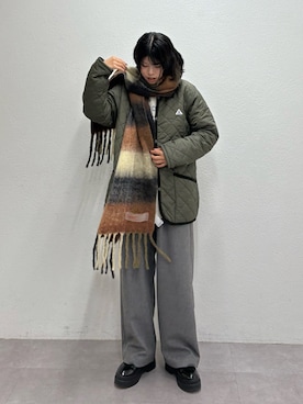 「GEVACO（ゲバコ）の【軽量/洗える】【GEVACO】キルトミドルコート（ブルゾン）」を使った、たけさきさん（レディース・160cm）の秋コーディネート