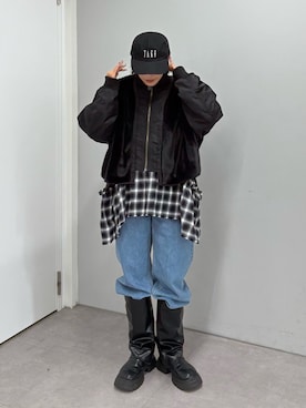「アイテム（ミリタリージャケット）」を使った、たけさきさん（レディース・160cm）の秋コーディネート