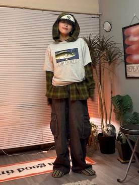 「アイテム（カーゴパンツ）」を使った、kkyn78さん（レディース・159cm・20代）の秋コーディネート