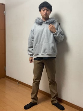 「abcd（ナシ）のアイテム」を使った、巽勇人さん（メンズ・174cm）の春コーディネート