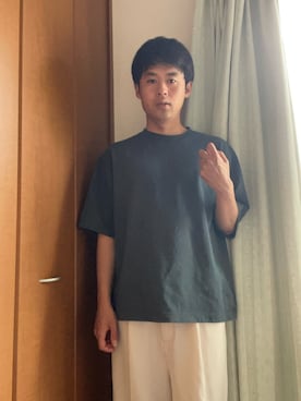 「abcd（ナシ）のアイテム」を使った、巽勇人さん（メンズ・174cm）の春コーディネート