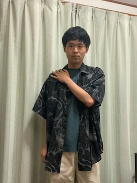 「abcd（ナシ）のアイテム」を使った、巽勇人さん（メンズ・174cm）の春コーディネート