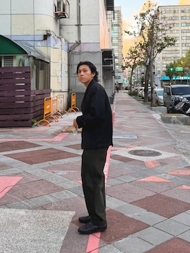 「アイテム（スリッポン）」を使った、maxwell05さん（メンズ・170cm）の秋コーディネート