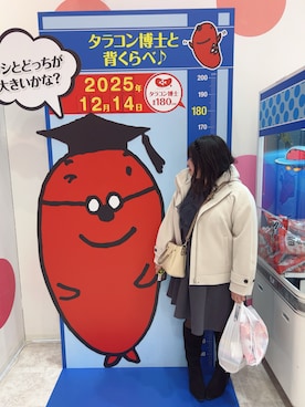 「アイテム（カチューシャ）」を使った、まなbooさん（レディース・160cm）の冬コーディネート