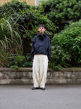 「アイテム（ナイロンジャケット）」を使った、オカコーさん（メンズ・180cm）の秋コーディネート