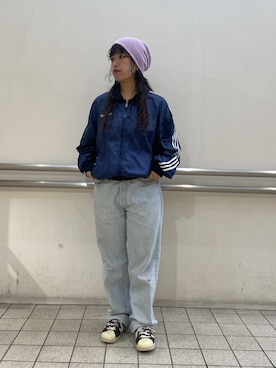 「アイテム（ニットキャップ/ビーニー、パープル系）」を使った、かすみんさん（レディース・150cm）の春コーディネート