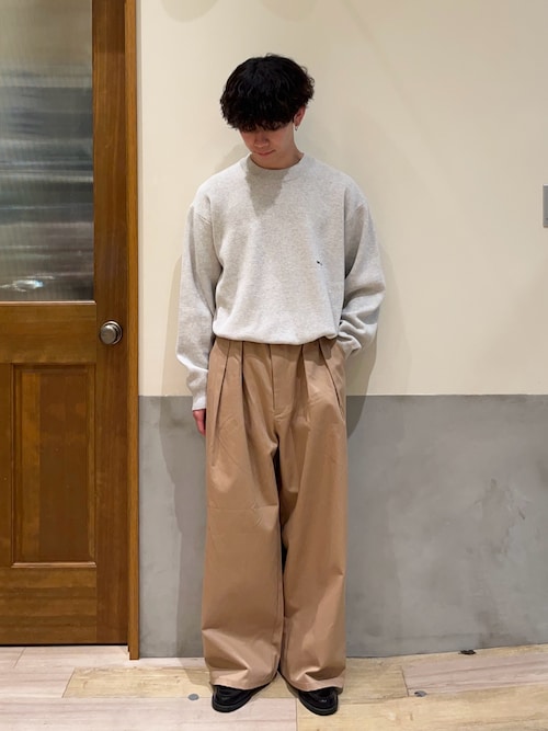 【GEVACO】ワンポイント刺繍プルオーバー