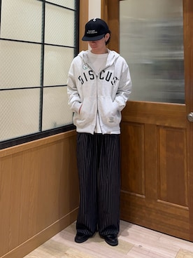 「アイテム（キャップ）」を使った、しおんさん（メンズ・170cm）の秋コーディネート