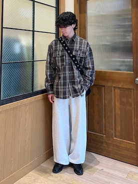 「アイテム（スウェットパンツ）」を使った、しおんさん（メンズ・170cm）の秋コーディネート