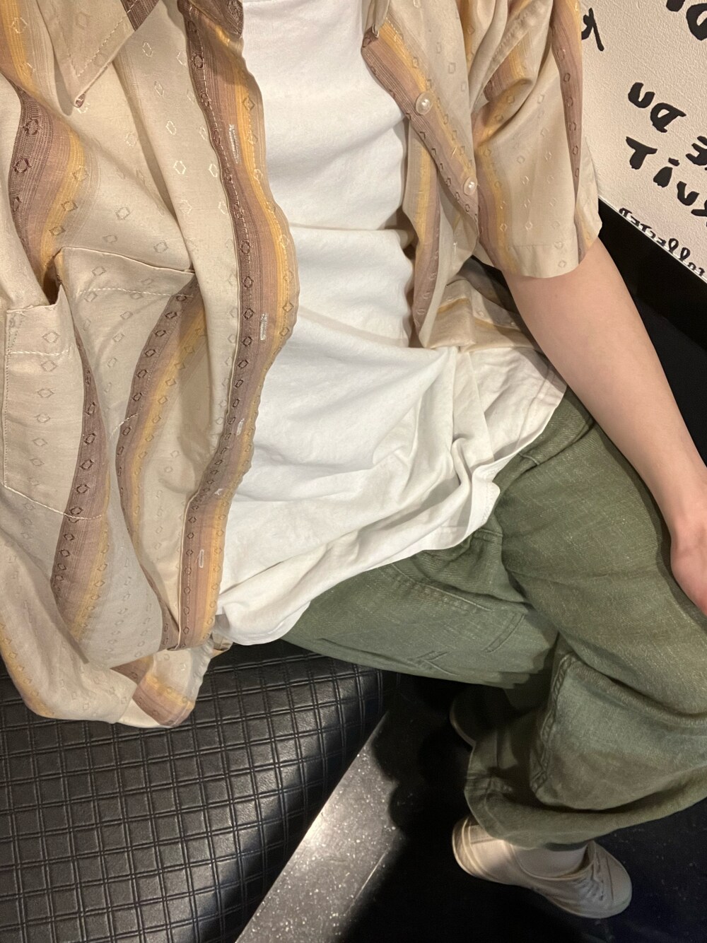 「nano・universe、ナノユニバース、FRUIT OF THE LOOM、古着MIX、古着、古着コーデ、ベイカーパンツ、Moonstar、SHOES LIKE POTTERY、お出かけコーデ、休日スタイル、夏コーデ」｜「FRUIT OF THE LOOMのアイテム（Tシャツ/カットソー、ホワイト系）」を使った、Hiroki.yさん（メンズ・164cm）の夏コーディネートの1枚目の写真