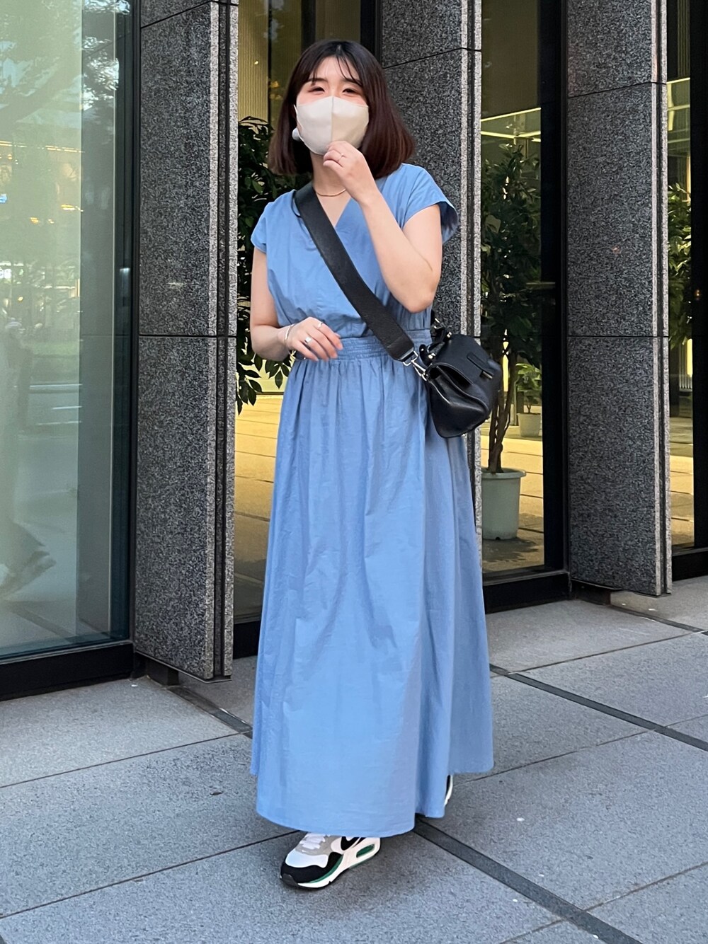 ◆MICHAA シャーリングウエストVネックワンピース ウエストシャーリングVネックワンピース | PROPORTION BODY