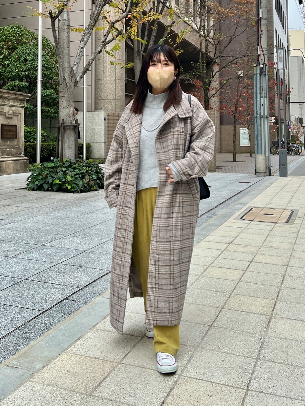 「タートルネック、レイヤードスタイル、休日スタイル、きれいめカジュアル、シンプル、チェックコート、ロングコート、スタンドカラーコート」｜「Chez toiのスタンドネックコート（その他アウター、ベージュ系）」を使った、maiさん（レディース・158cm）の冬コーディネートの1枚目の写真