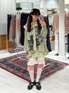 「CIAOPANIC（チャオパニック）のアイテム（パンツ）」を使った、丸尾佳奈さん（レディース・158cm）の春コーディネート