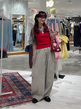 「HELLO.SANFRANCISCO（ハローサンフランシスコ）のアイテム」を使った、丸尾佳奈さん（レディース・158cm）の夏コーディネート