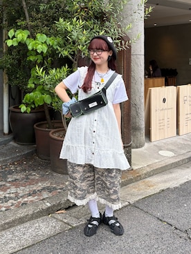 「CIAOPANIC（チャオパニック）のヴィンテージライクスラブTee（Tシャツ/カットソー、ホワイト系）」を使った、丸尾佳奈さん（レディース・158cm）の夏コーディネート