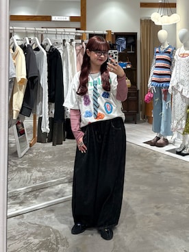 「CIAOPANIC（チャオパニック）のモチーフコレクションTee（Tシャツ/カットソー、ホワイト系）」を使った、丸尾佳奈さん（レディース・158cm）の春コーディネート